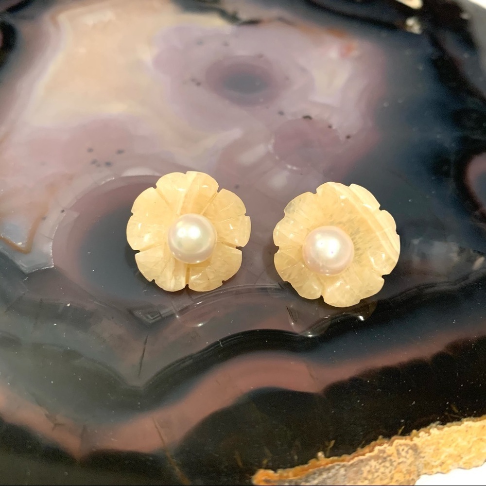 Cultured Pearl Earrings with Agate Flower Jackets